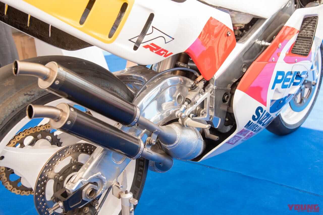 |【限定5台】ラッキーストライクカラーのスズキ「GSX-8S ケビン・シュワンツ エディション」登場! ゼッケン34の王座獲得から30周年【海外】