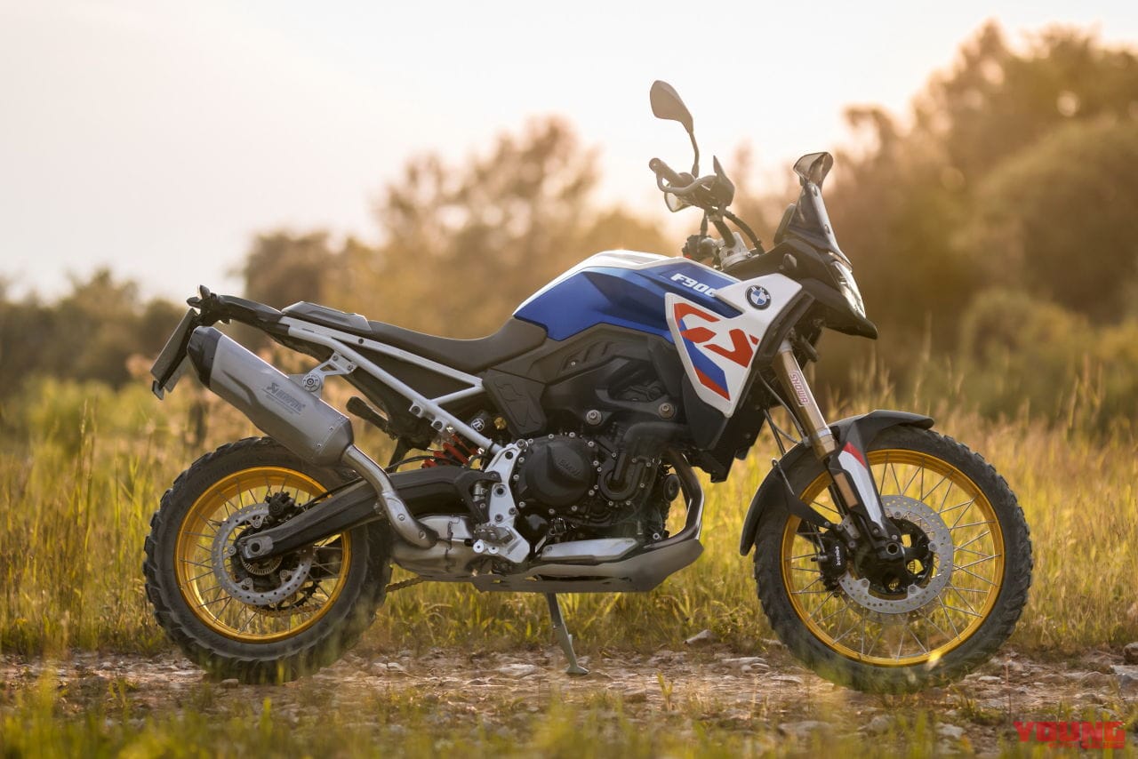 |BMW「F800GS」「F900GS/アドベンチャー」登場! ミドルレンジにプレミアムツアラーを投入【欧州】
