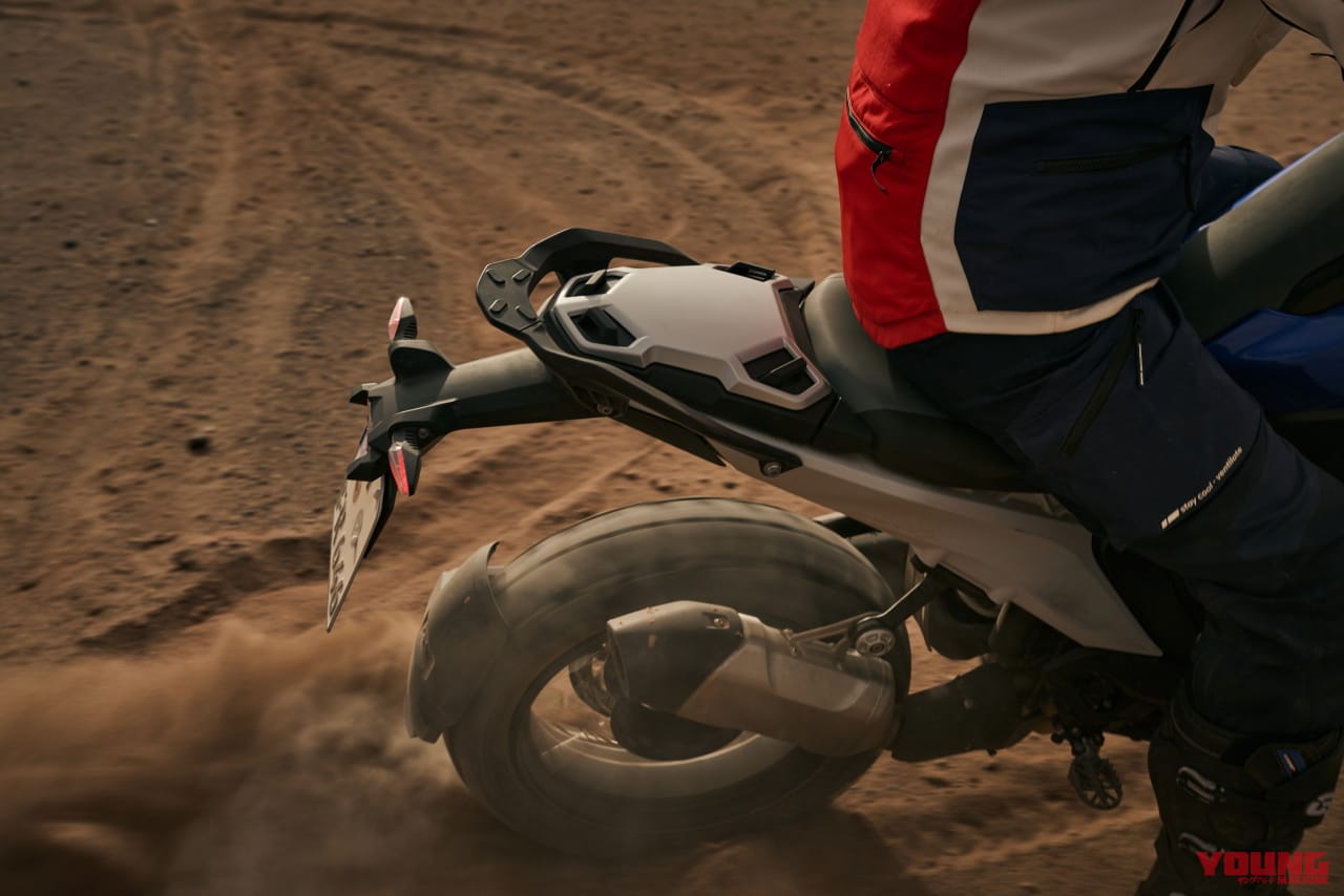 |BMW新型「R1300GS」は284万3000円から! 145psの新作エンジンと12kgの軽量化、自動車高調整や追従クルコン新装備で受注開始