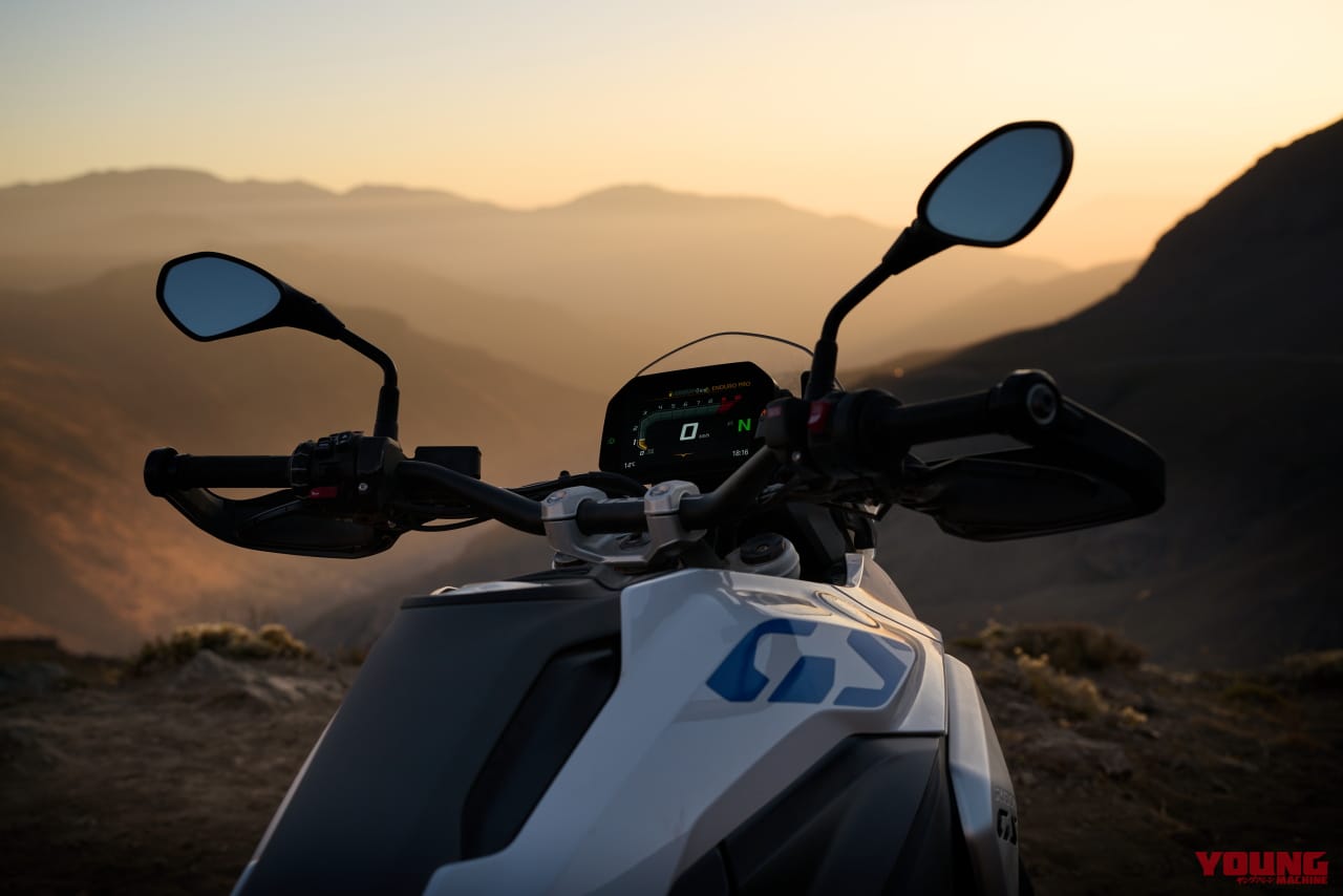 |BMW新型「R1300GS」は284万3000円から! 145psの新作エンジンと12kgの軽量化、自動車高調整や追従クルコン新装備で受注開始