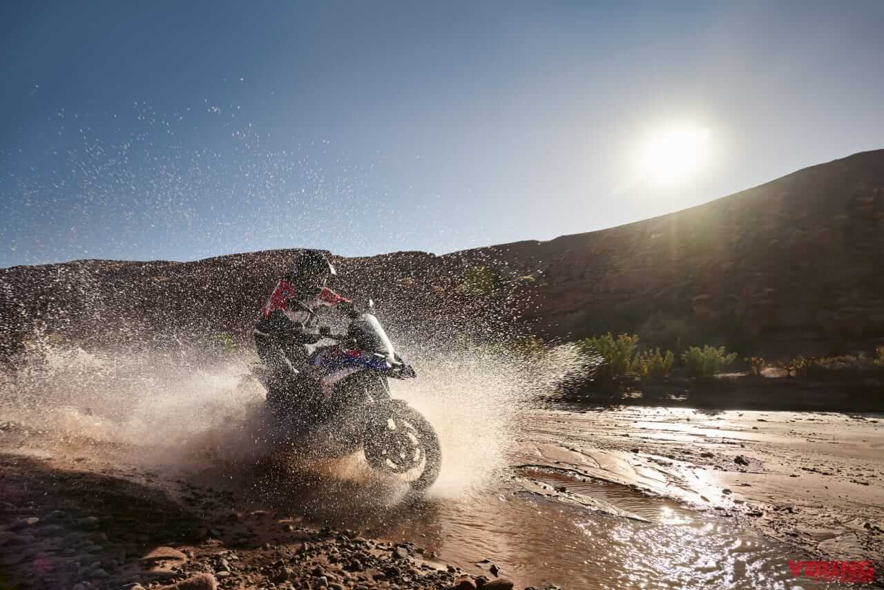 |BMW新型「R1300GS」は284万3000円から! 145psの新作エンジンと12kgの軽量化、自動車高調整や追従クルコン新装備で受注開始