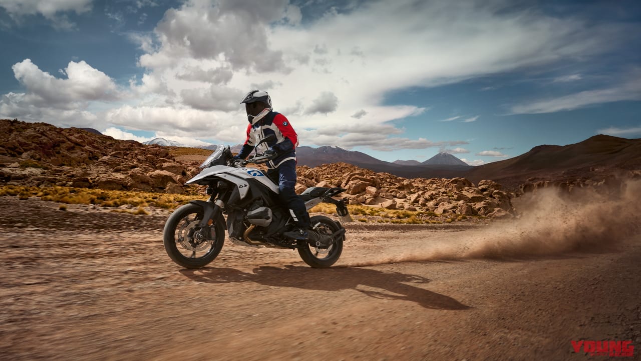 |BMW新型「R1300GS」登場! 145psの完全新作エンジンと12kgの軽量化、自動車高調整や追従クルコンを新装備