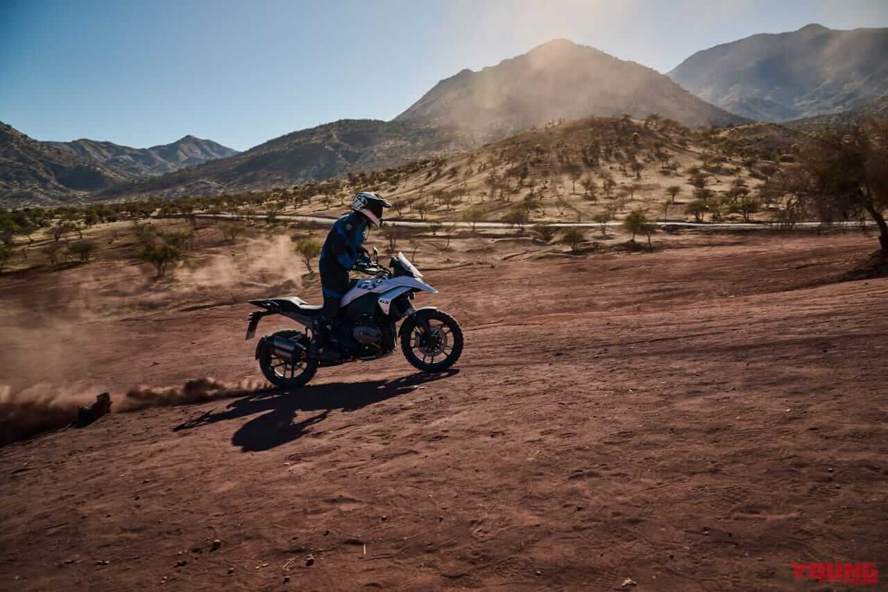 |BMW新型「R1300GS」は284万3000円から! 145psの新作エンジンと12kgの軽量化、自動車高調整や追従クルコン新装備で受注開始