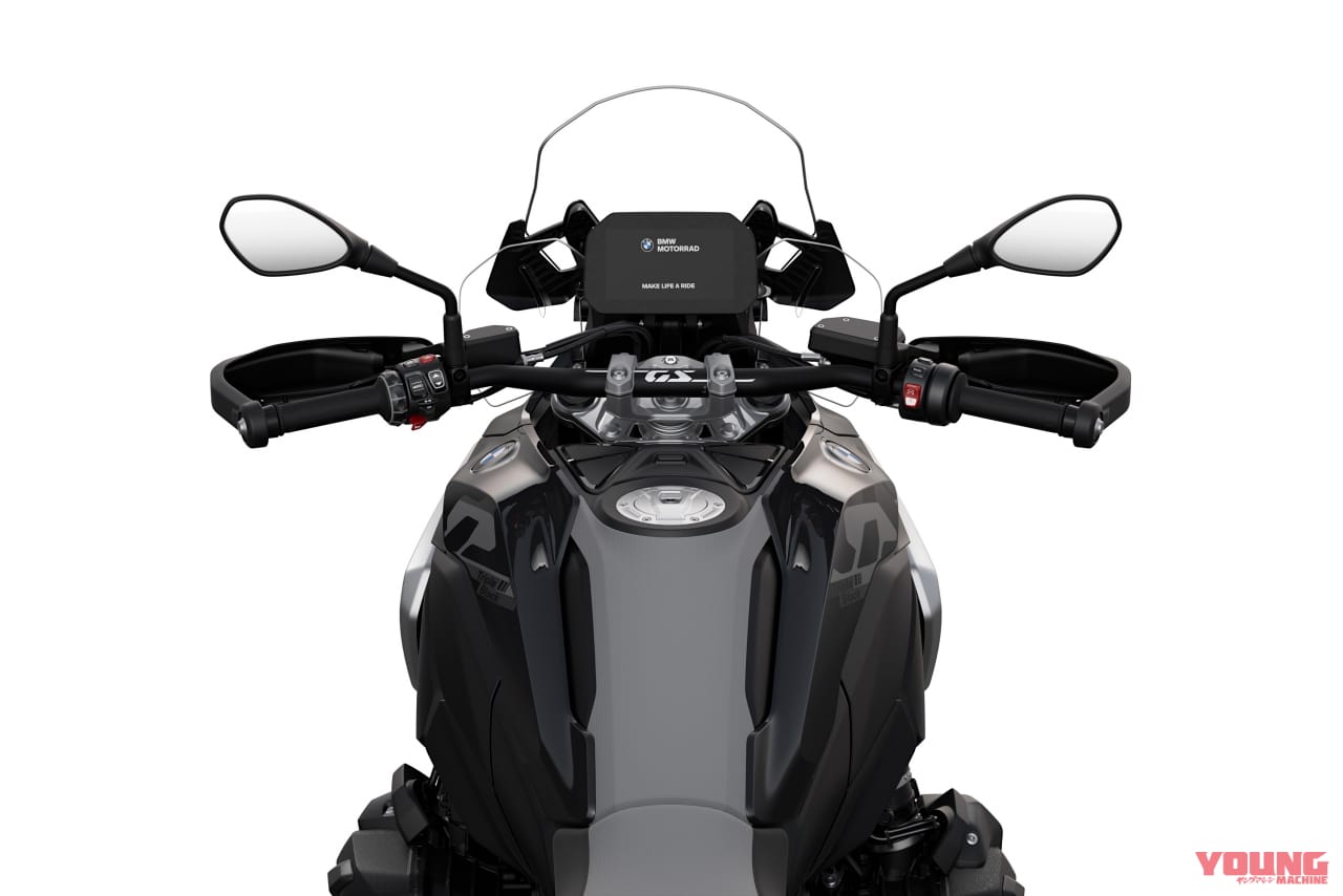|BMW新型「R1300GS」登場! 145psの完全新作エンジンと12kgの軽量化、自動車高調整や追従クルコンを新装備