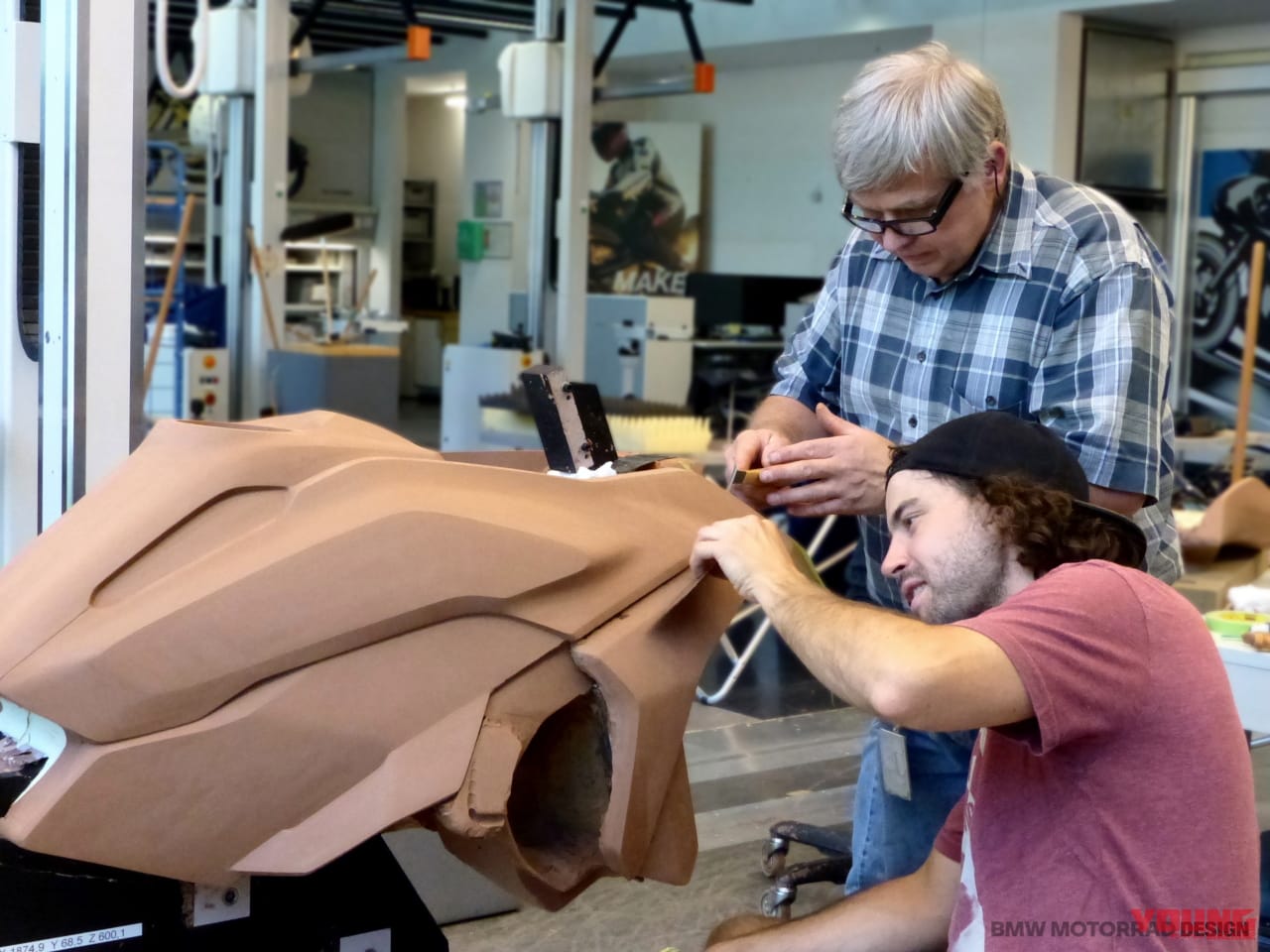 |BMW新型「R1300GS」は284万3000円から! 145psの新作エンジンと12kgの軽量化、自動車高調整や追従クルコン新装備で受注開始