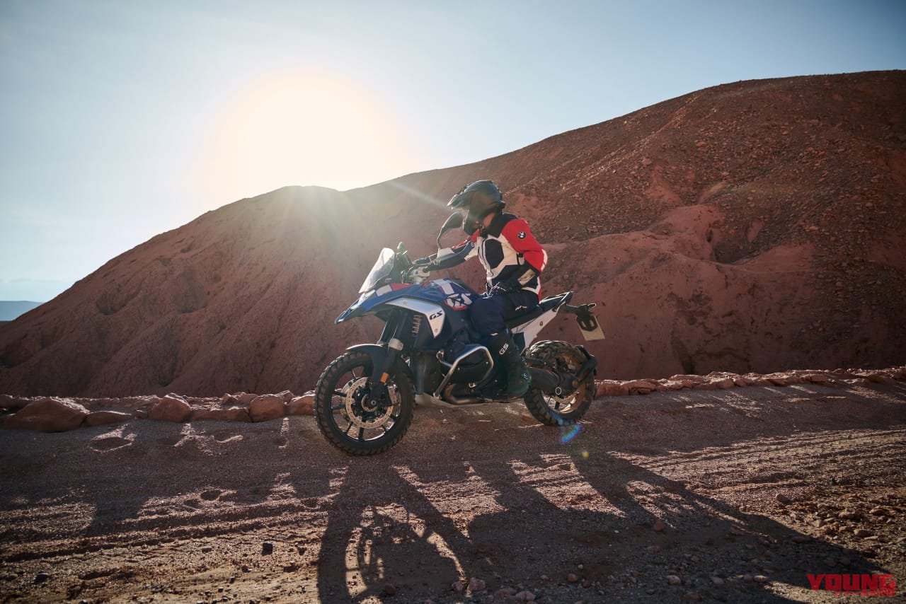 |BMW新型「R1300GS」は284万3000円から! 145psの新作エンジンと12kgの軽量化、自動車高調整や追従クルコン新装備で受注開始