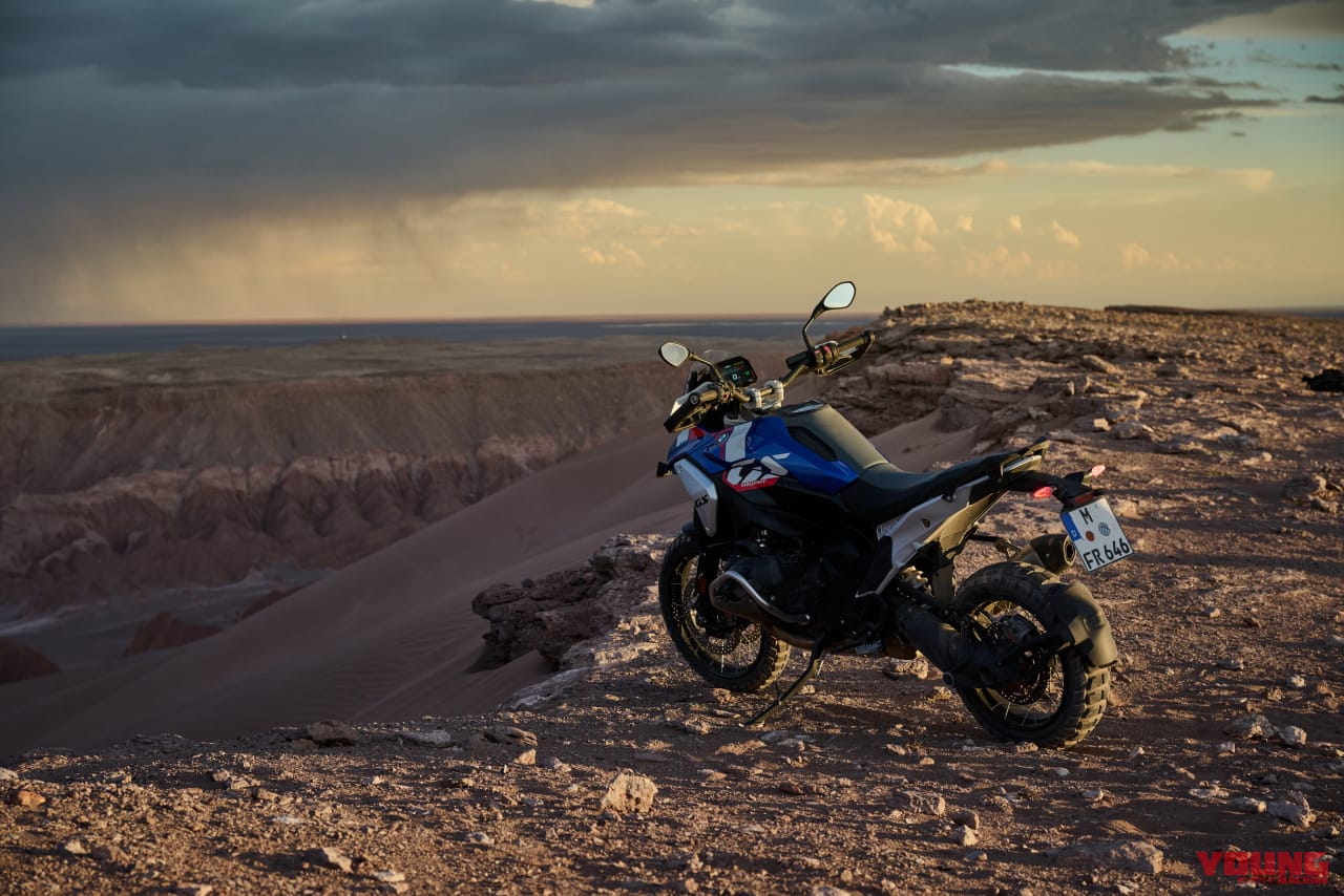 |BMW新型「R1300GS」は284万3000円から! 145psの新作エンジンと12kgの軽量化、自動車高調整や追従クルコン新装備で受注開始