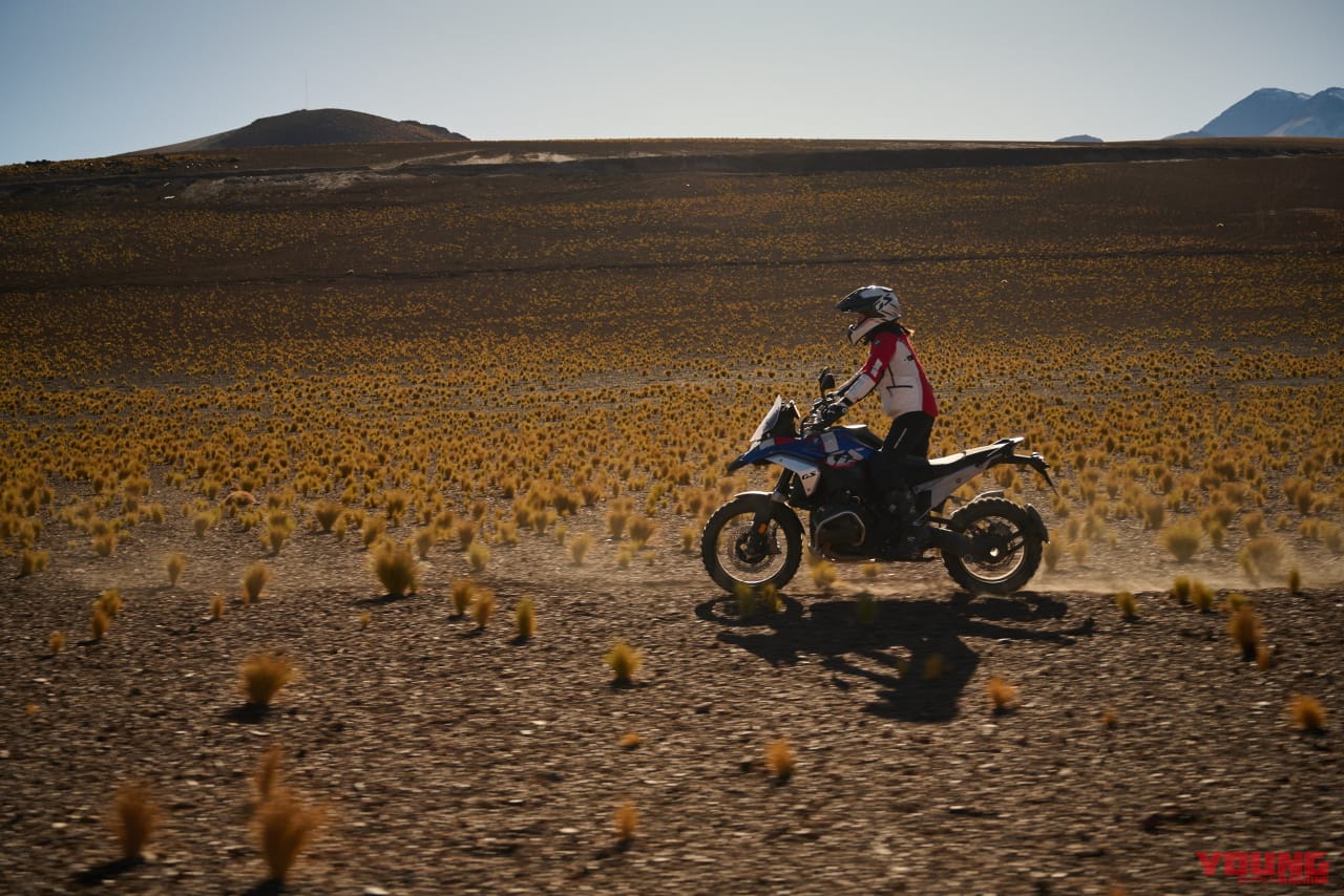 |BMW新型「R1300GS」登場! 145psの完全新作エンジンと12kgの軽量化、自動車高調整や追従クルコンを新装備