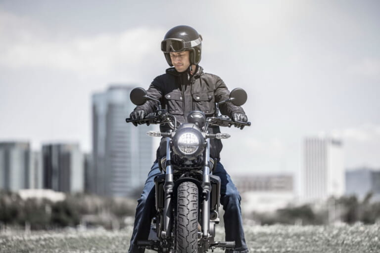 カワサキ|エリミネーター500|欧州仕様|エリミネーター500/SE だとぉ?! 欧州版はA2免許対応の45ps仕様で低回転トルク重視だ!