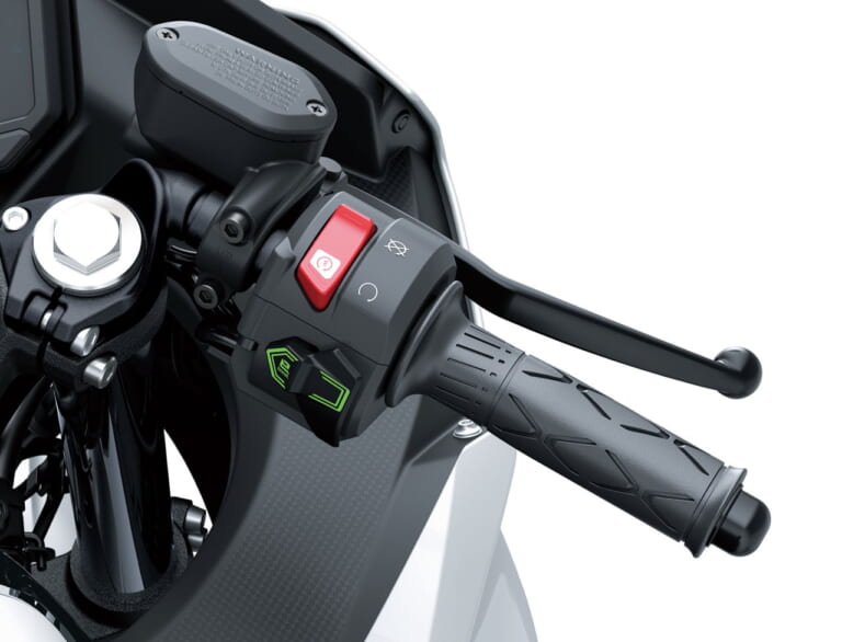 カワサキ|ニンジャ e-1|欧州仕様|2024年モデル|15秒の加速強化『eブースト』付き!! カワサキが新世代ニンジャ&Z「Ninja e-1」「Z e-1」を発表【欧州】