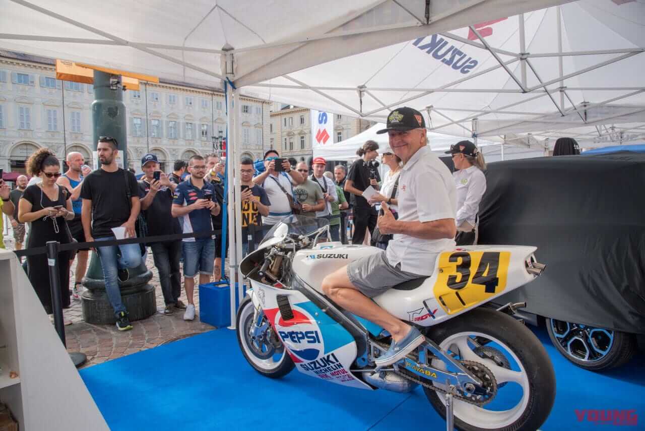 |【限定5台】ラッキーストライクカラーのスズキ「GSX-8S ケビン・シュワンツ エディション」登場! ゼッケン34の王座獲得から30周年【海外】