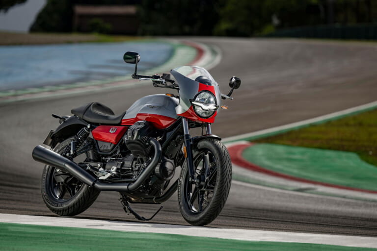モトグッツィ「V7ストーン コルサ」世界初公開! グッツィのスポーツ性を現代に伝える