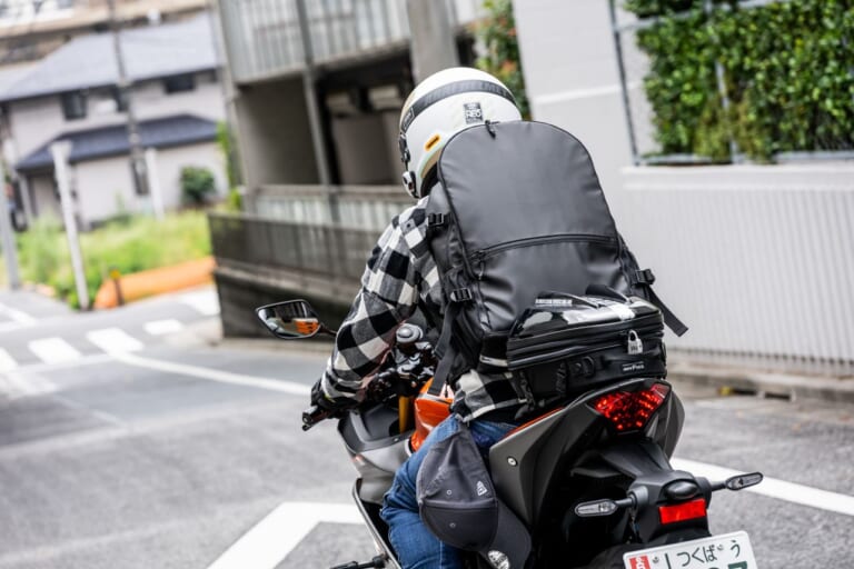 BRITZWORKS URBAN VEST BACKPACK FOR RIDER