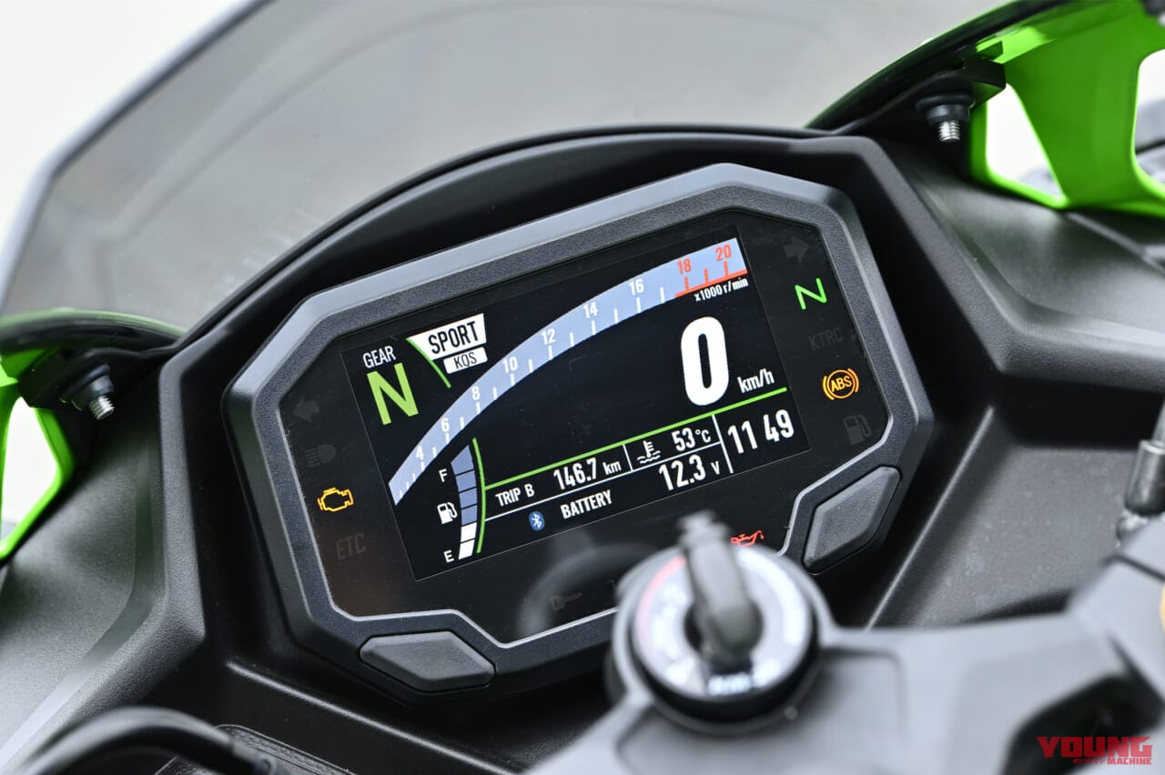 |カワサキ ニンジャZX-25R SE・’23 vs ’22モデル新旧徹底比較テスト【進化型4気筒250ccの実力やいかに?】