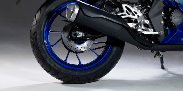 ヤマハ|YZF-R125|YZF-R15|2023年モデル|ヤマハが「YZF-R125」「YZF-R15」を正式発表! 51万7000円/55万円で10月16日発売、A&Sクラッチやトラコンで武装