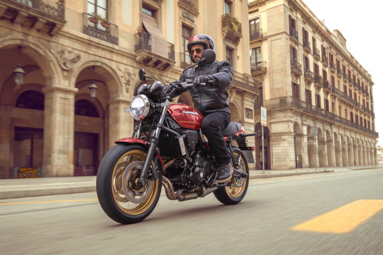 カワサキ|Z650RS|2024年モデル|カワサキ「Z650RS」2024年のニューカラー キャンディレッドとブラック×グレーが登場! トラコン新搭載で発売は11月1日