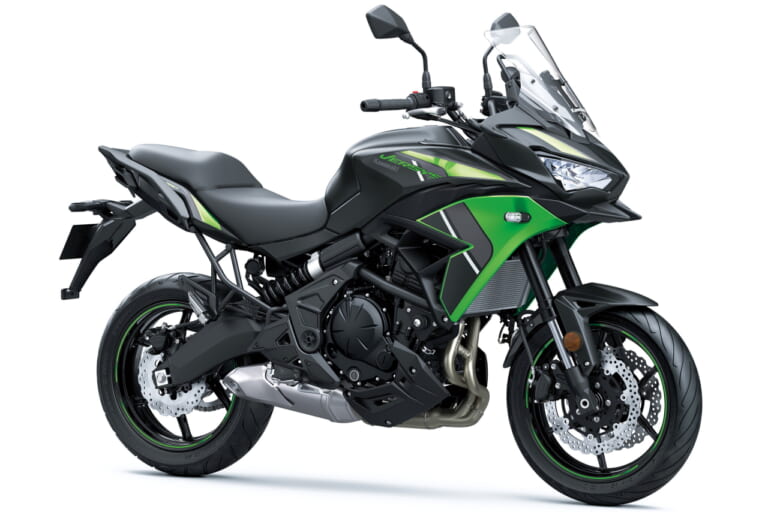 カワサキ|ヴェルシス650|2024年モデル|カワサキ新型「ヴェルシス650」が待望の発売決定! 可動ウインドシールドやトラコン、スマホ接続も装備するミドルツアラー