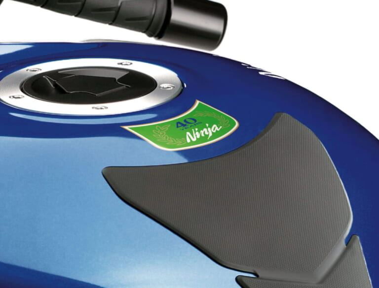 カワサキ|ニンジャZX-14R 40周年記念モデル||自然吸気のモンスターマシン カワサキ「ニンジャZX-14R」にも“Ninja”40周年記念モデル登場!【海外】