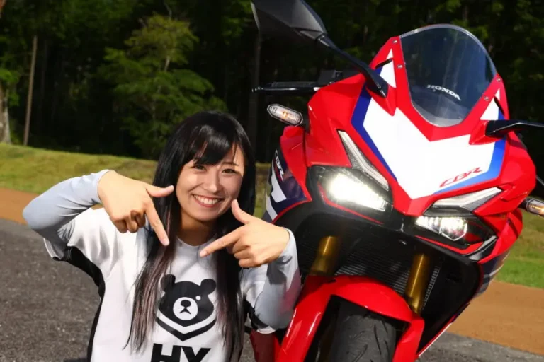 レーシング女子岡崎静夏の『いつもバイクで！』【CBR250RR編】さらなるパワーを手に入れ、ますますイケメンに！