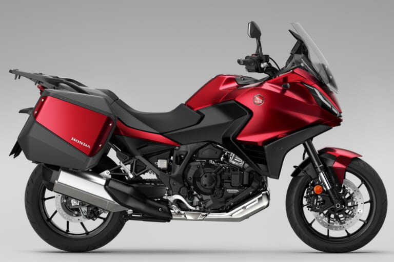 ホンダ|NT1100|欧州仕様|2024年モデル|欧州で最も売れたツアラー「NT1100」に2色のニューカラー! アフリカツインの強心臓を持つツーリングマシン【海外】