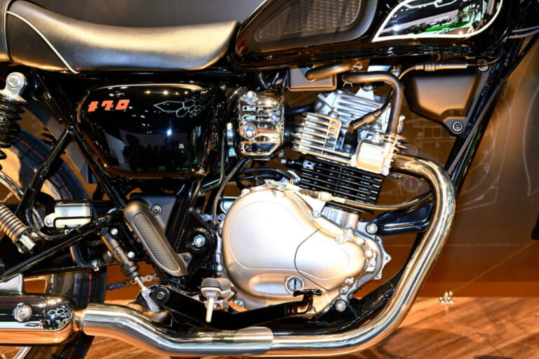 カワサキ MEGURO S1 エンジン|エンジンはKLX230と同じようで別モノ!! カワサキ「メグロS1」「W230」のことをガッツリ聞いてきた!