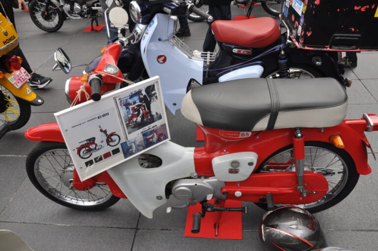 第26回 カフェカブミーティングin青山|ホンダ本社をカブジャックだ! 「第26回 カフェカブミーティングin青山」開催