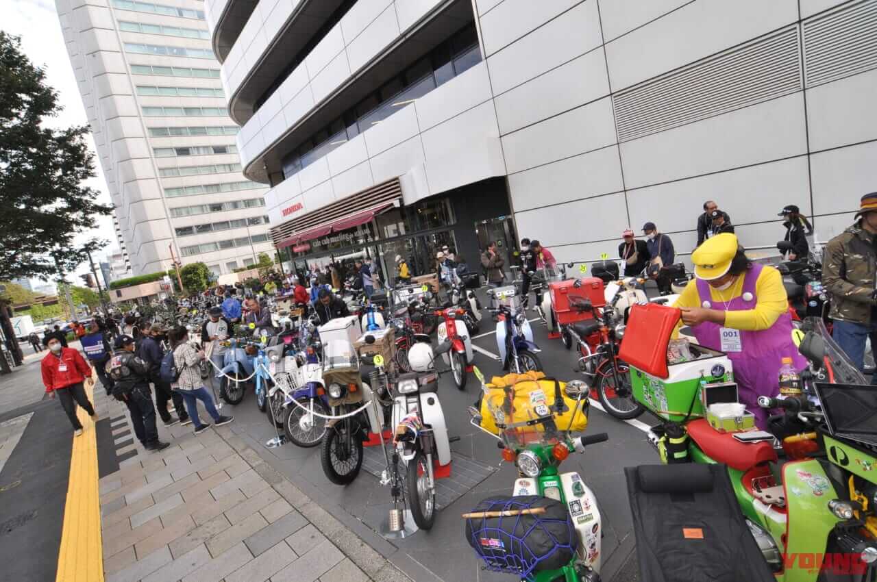 |ホンダ本社をカブジャックだ! 「第26回 カフェカブミーティングin青山」開催