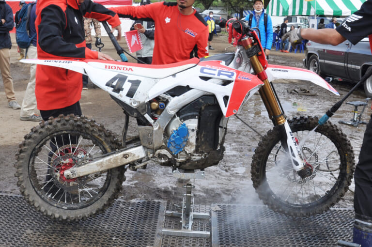ホンダ|CRエレクトリック プロト|全日本モトクロス|速さは見せたぞ!ホンダ初の電動レーサー・CRエレクトリック プロトが全日本モトクロスにスポット参戦