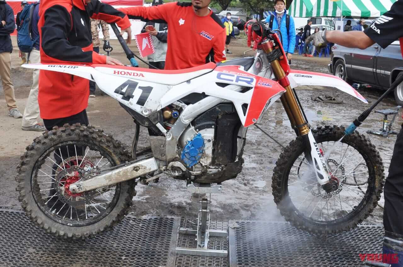|速さは見せたぞ!ホンダ初の電動レーサー・CRエレクトリック プロトが全日本モトクロスにスポット参戦