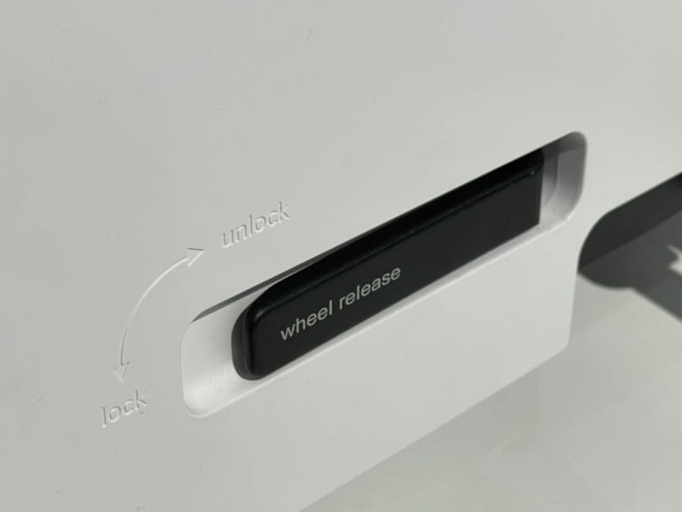 ホンダ|モトコンパクト|復活のモトコンポ?! ホンダが「モトコンパクト」をJMS2023に展示! 箱型に折り畳める電動バイクがアメリカから渡来