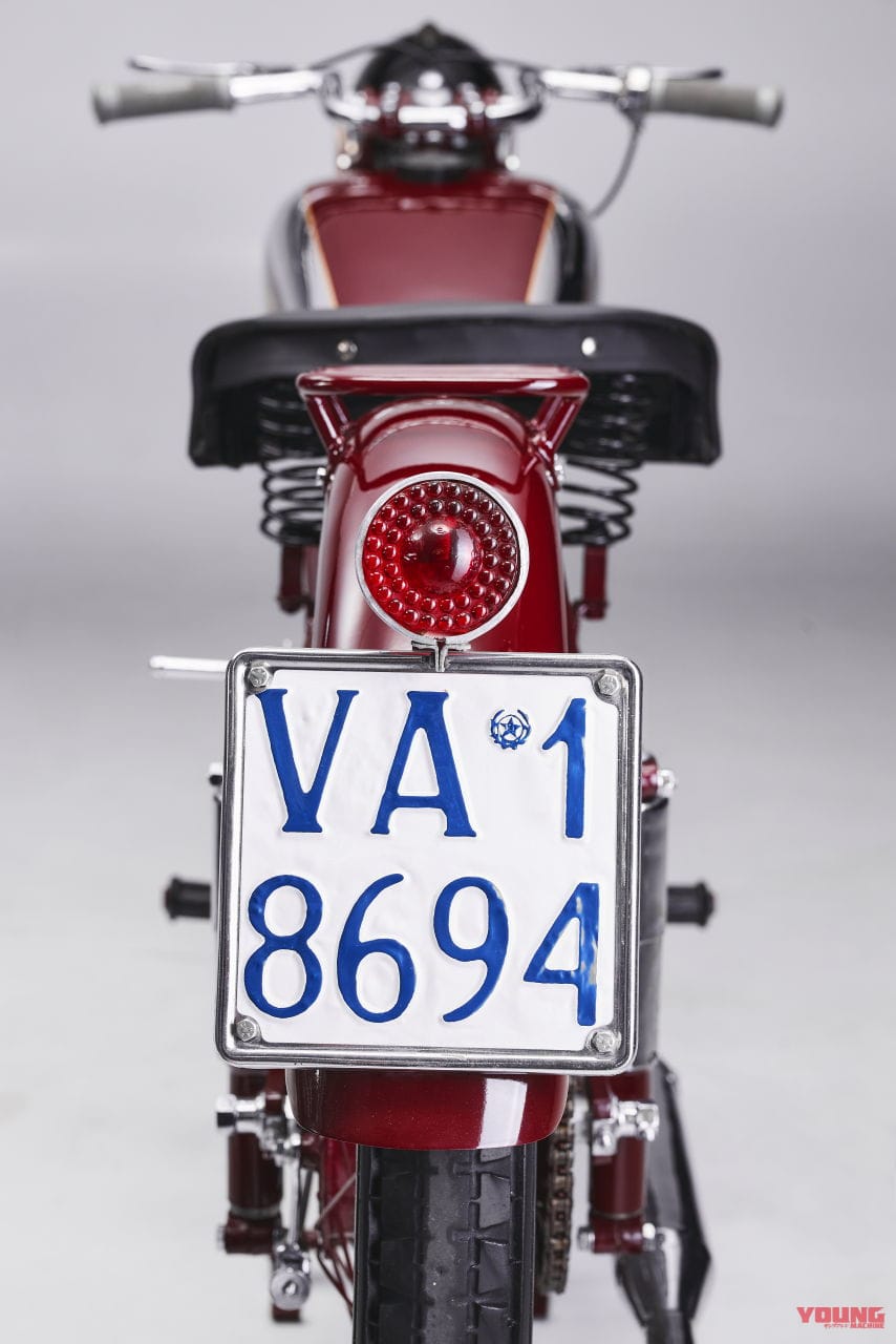 |【限定300台】98cc単気筒の“最初の1台”をオマージュ! MVアグスタが「スーパーヴェローチェ98 限定エディション」を発表