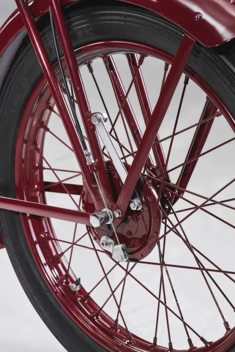 MV 98|【限定300台】98cc単気筒の“最初の1台”をオマージュ! MVアグスタが「スーパーヴェローチェ98 限定エディション」を発表