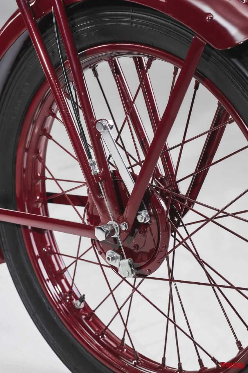 |【限定300台】98cc単気筒の“最初の1台”をオマージュ! MVアグスタが「スーパーヴェローチェ98 限定エディション」を発表