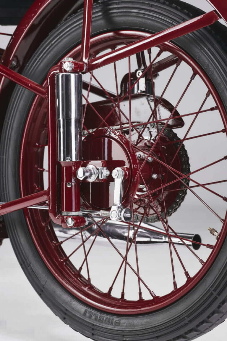 MV 98|【限定300台】98cc単気筒の“最初の1台”をオマージュ! MVアグスタが「スーパーヴェローチェ98 限定エディション」を発表