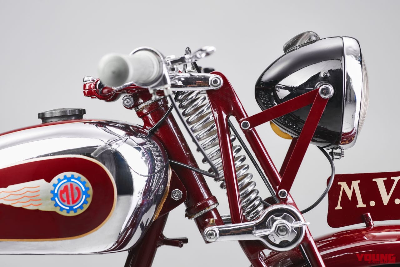 |【限定300台】98cc単気筒の“最初の1台”をオマージュ! MVアグスタが「スーパーヴェローチェ98 限定エディション」を発表