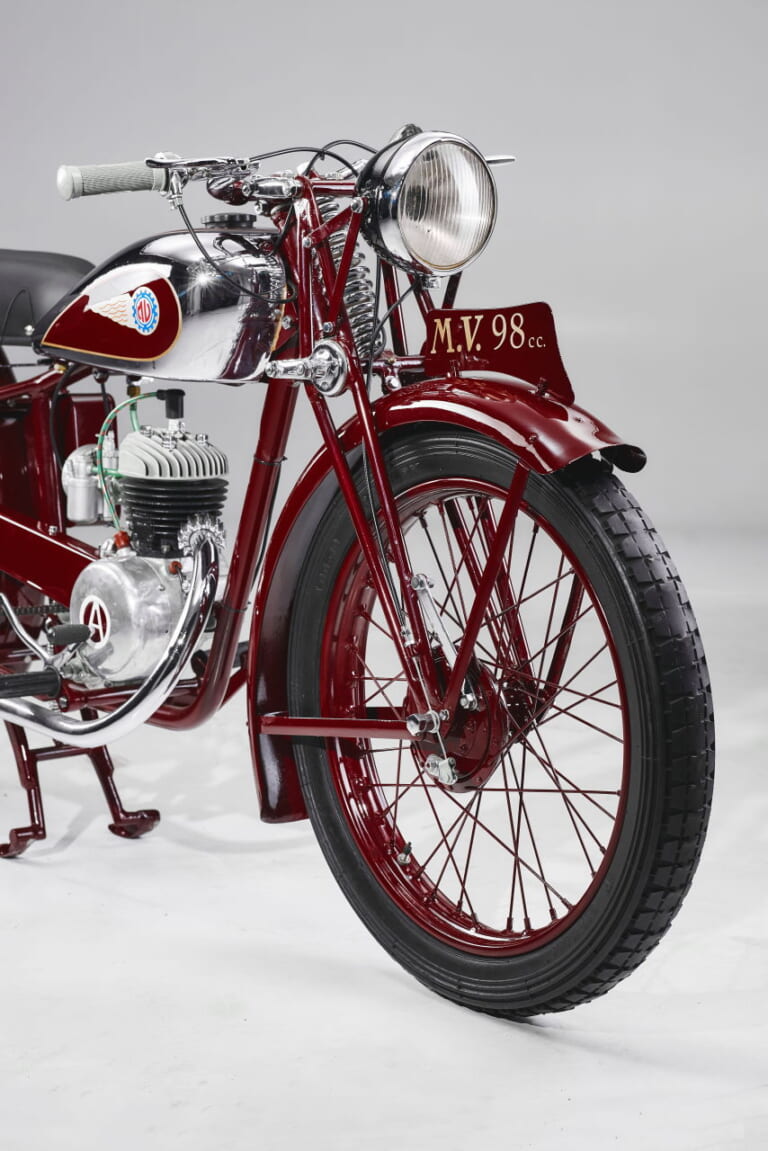 MV 98|【限定300台】98cc単気筒の“最初の1台”をオマージュ! MVアグスタが「スーパーヴェローチェ98 限定エディション」を発表
