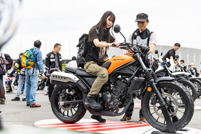 ホンダCL350 えがたい ♠︎スクランブラー♠︎バニシングポイント