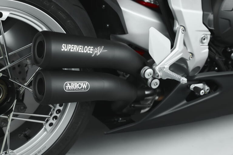 Superveloce 98 Edizione Limitata with Racing Kit|【限定300台】98cc単気筒の“最初の1台”をオマージュ! MVアグスタが「スーパーヴェローチェ98 限定エディション」を発表