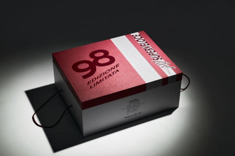 Superveloce 98 Edizione Limitata with Racing Kit|【限定300台】98cc単気筒の“最初の1台”をオマージュ! MVアグスタが「スーパーヴェローチェ98 限定エディション」を発表