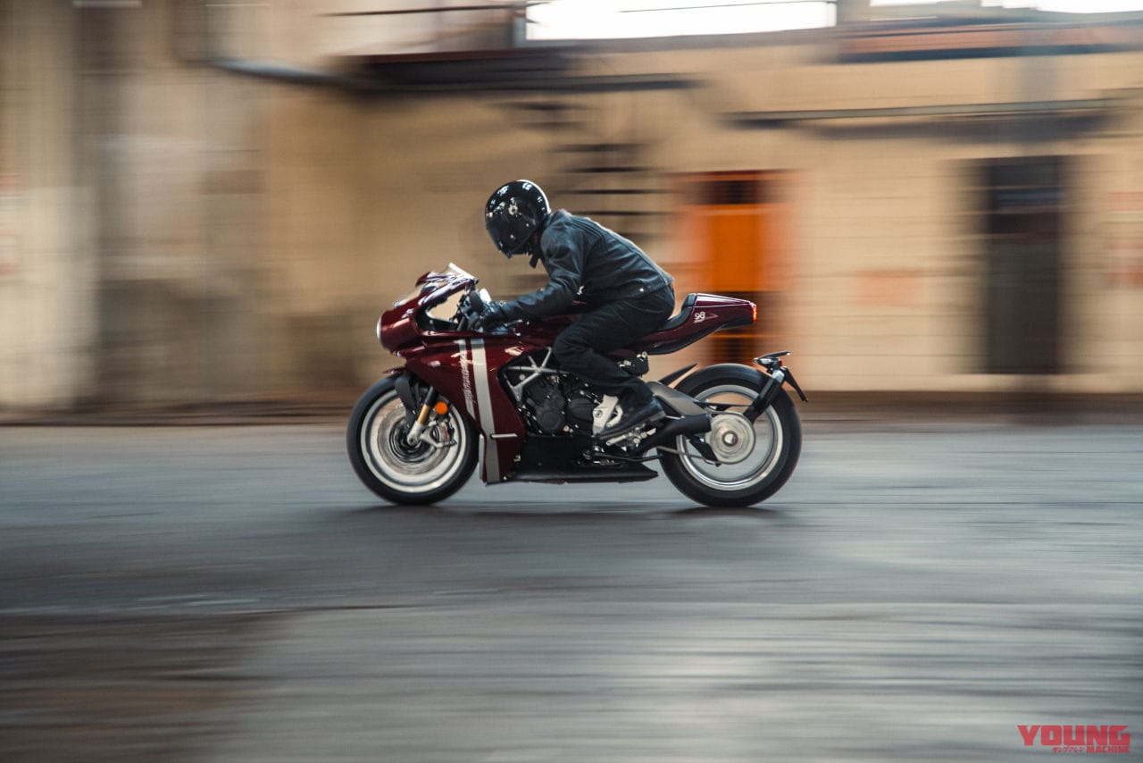 |【限定300台】98cc単気筒の“最初の1台”をオマージュ! MVアグスタが「スーパーヴェローチェ98 限定エディション」を発表