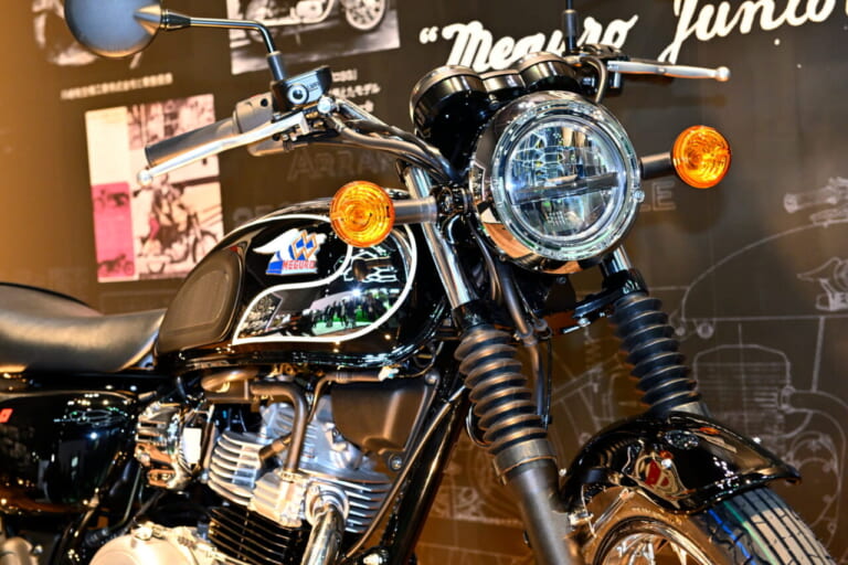 カワサキ MEGURO S1 ヘッドライト|エンジンはKLX230と同じようで別モノ!! カワサキ「メグロS1」「W230」のことをガッツリ聞いてきた!