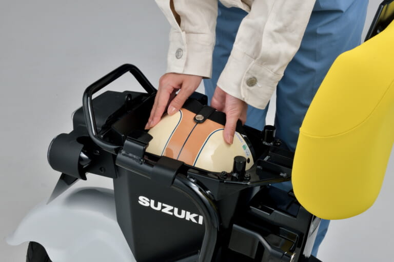 eチョイノリ|スズキの電動「eチョイノリ」は予備バッテリー搭載で走行距離倍増?! 開発進行中と思われる特許情報をキャッチ!
