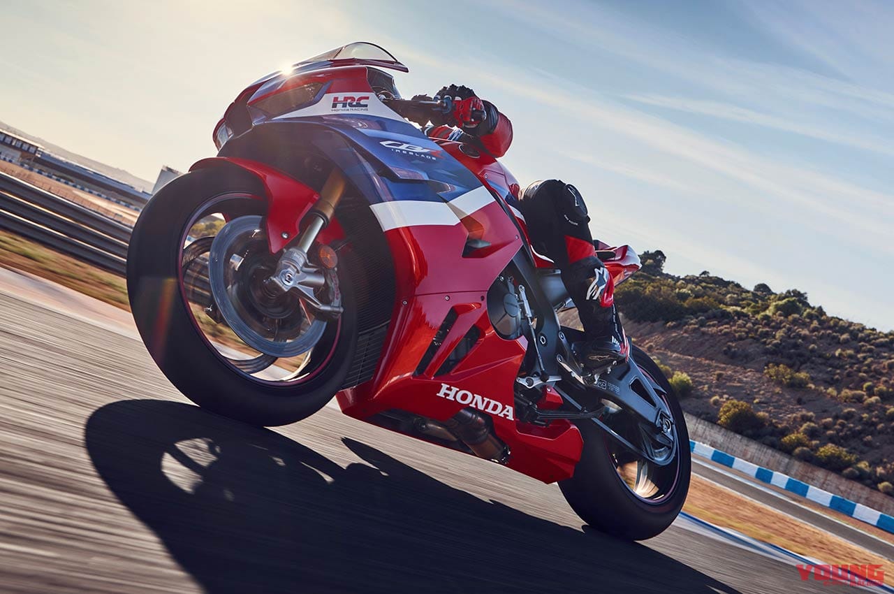 ホンダCBR1000RR-RファイアーブレードSP|2024新型ホンダCBR1000RR-Rファイアーブレード/SPが渾身のモデルチェンジ 【EICMAミラノショー】
