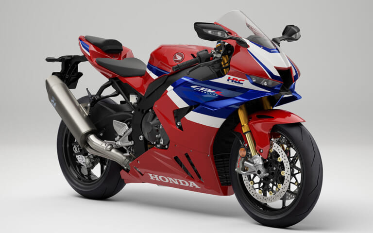 ホンダCBR1000RR-RファイアーブレードSP|2024新型ホンダCBR1000RR-Rファイアーブレード/SPが渾身のモデルチェンジ 【EICMAミラノショー】