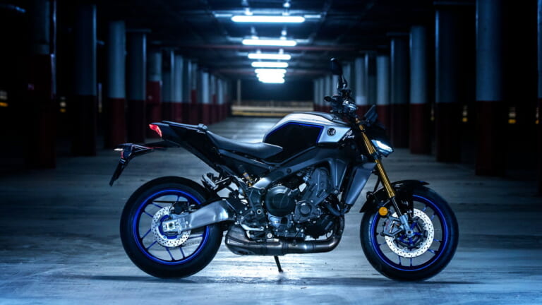 ヤマハ|MT-09 SP|欧州仕様|2024年モデル|早くもSP登場! ヤマハが新型「MT-09 SP」を欧州で発表、足まわり強化と電子制御のサーキットモード追加