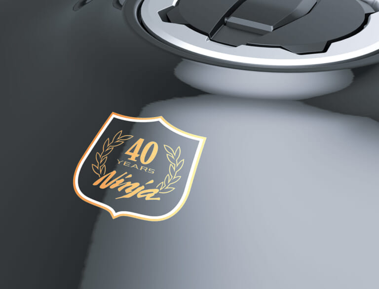 カワサキ ニンジャ1000SX 40thアニバーサリーエディション|2024新型カワサキ ニンジャ1000SX 40thアニバーサリーエディションが162万8000円で登場【EICMA発表直後に日本発売】