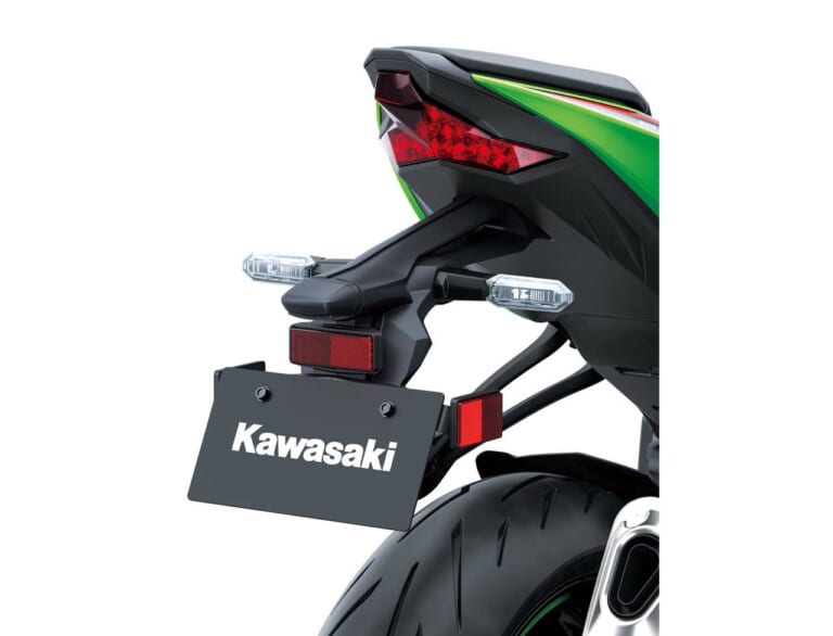 カワサキ|ニンジャZX-6R|2024年モデル|2024新型カワサキ ニンジャZX-6Rがテンアール顔で登場! KRTとグレー、ブラックの3本立て