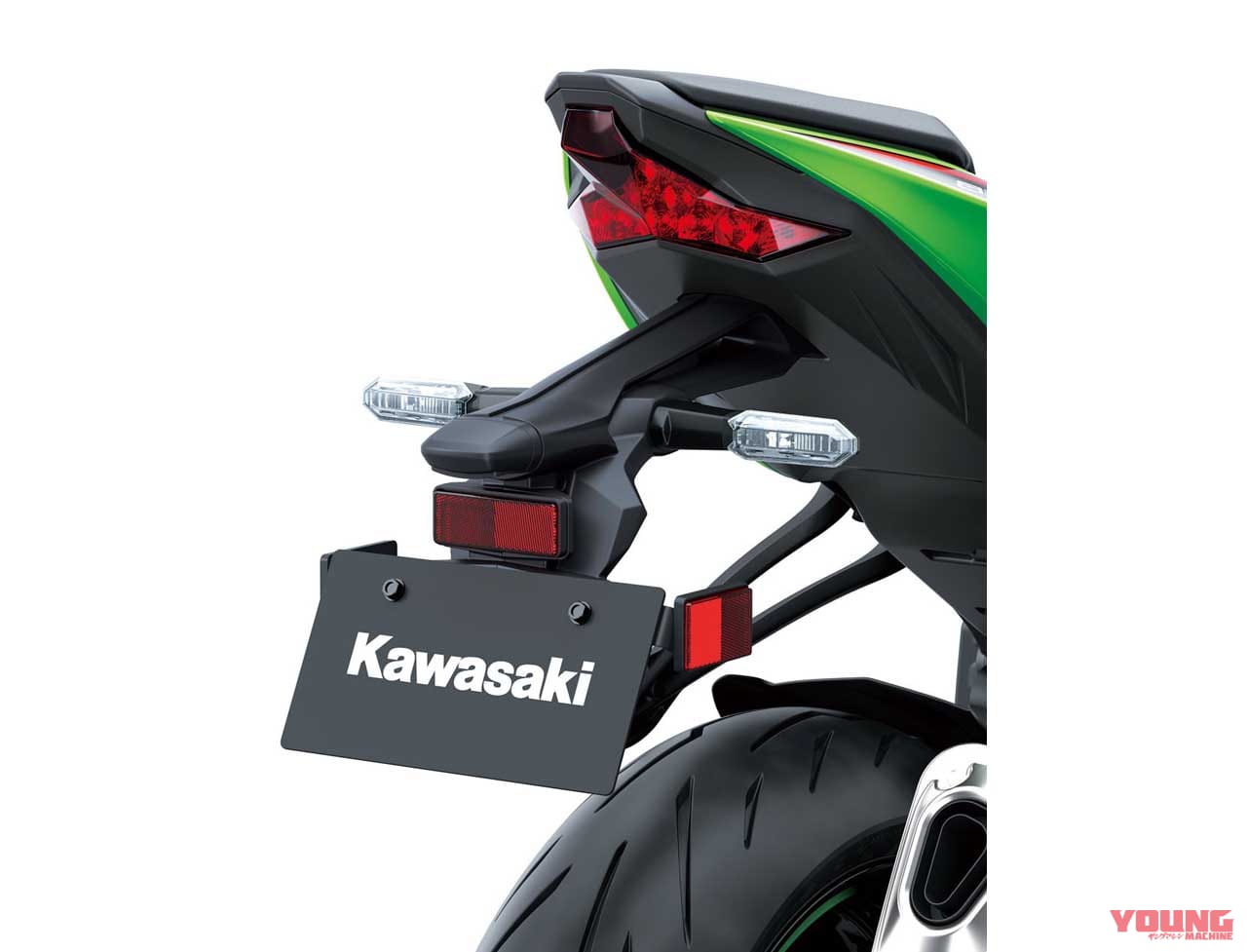 |2024新型カワサキ ニンジャZX-6Rがテンアール顔で登場! KRTとグレー、ブラックの3本立て