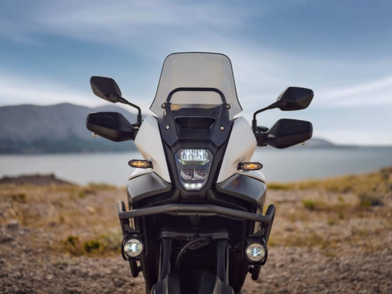 ホンダ|NX500|2024新型ホンダNX500が登場!【CB500Xからの転生&車名変更に国内版の400Xも続く?|EICMAミラノショー】