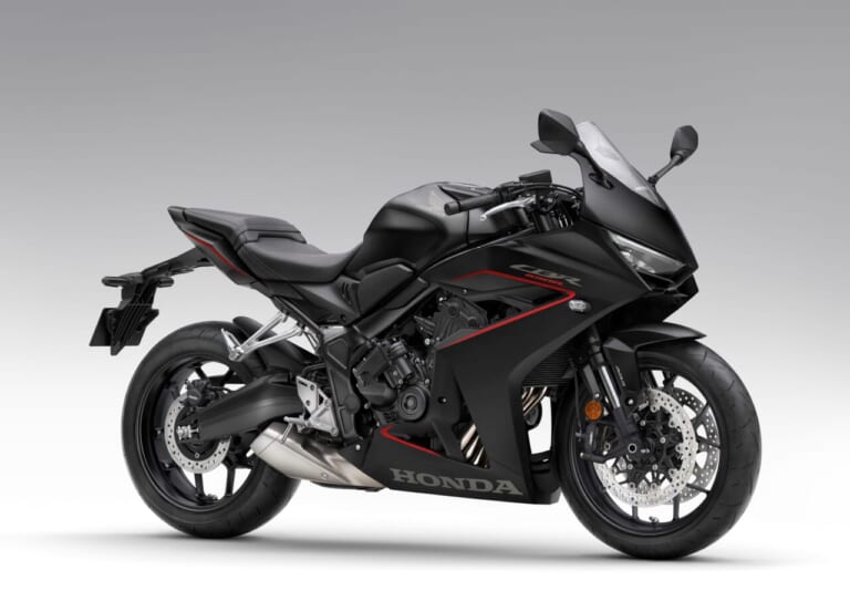 ホンダ|CBR650R E-clutch||2024新型ホンダCBR650R&CB650Rが公開【E-クラッチ搭載、もう半クラは不要!|EICMAミラノショー】